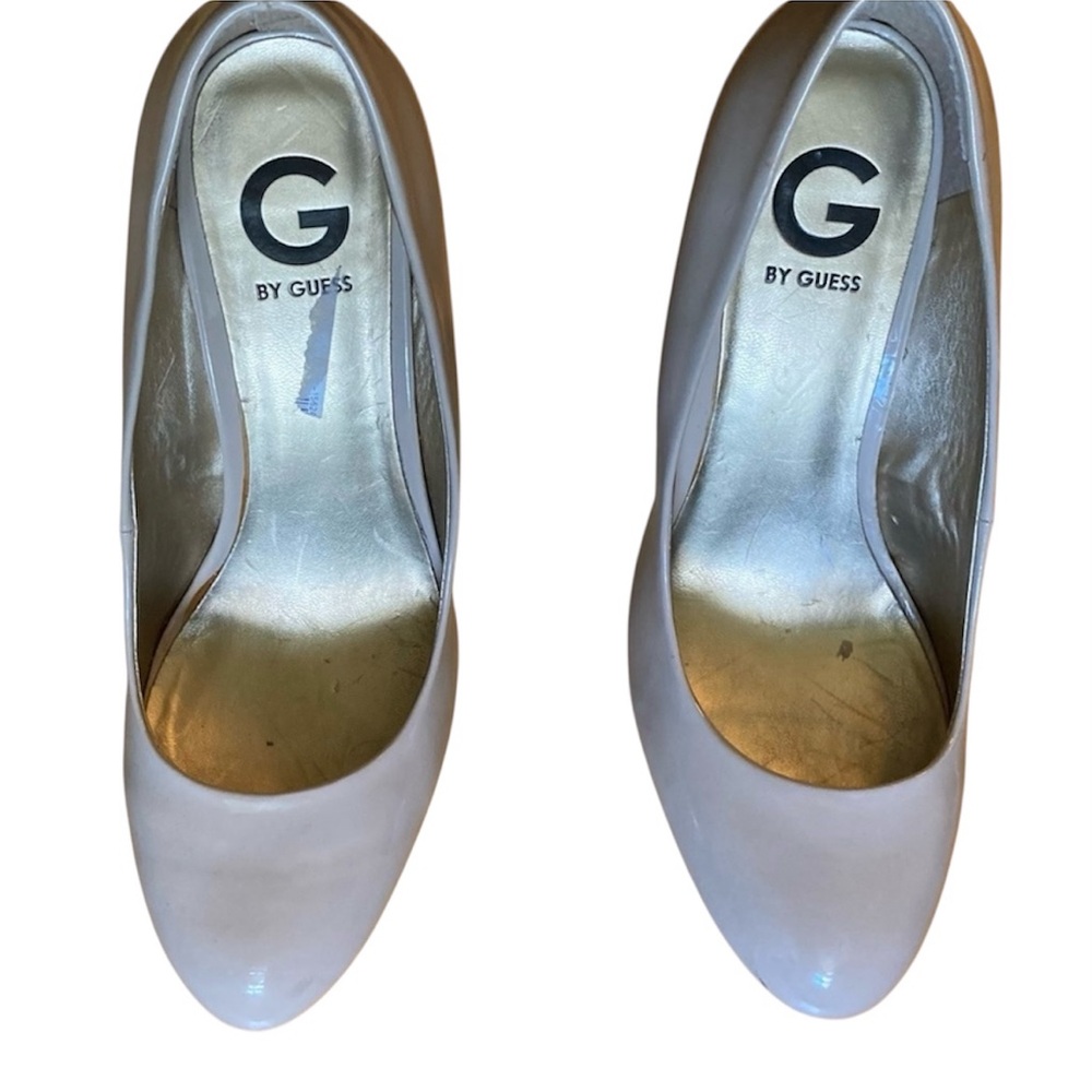 G by Guess White Heels with Pointed Toe and Medium Heel